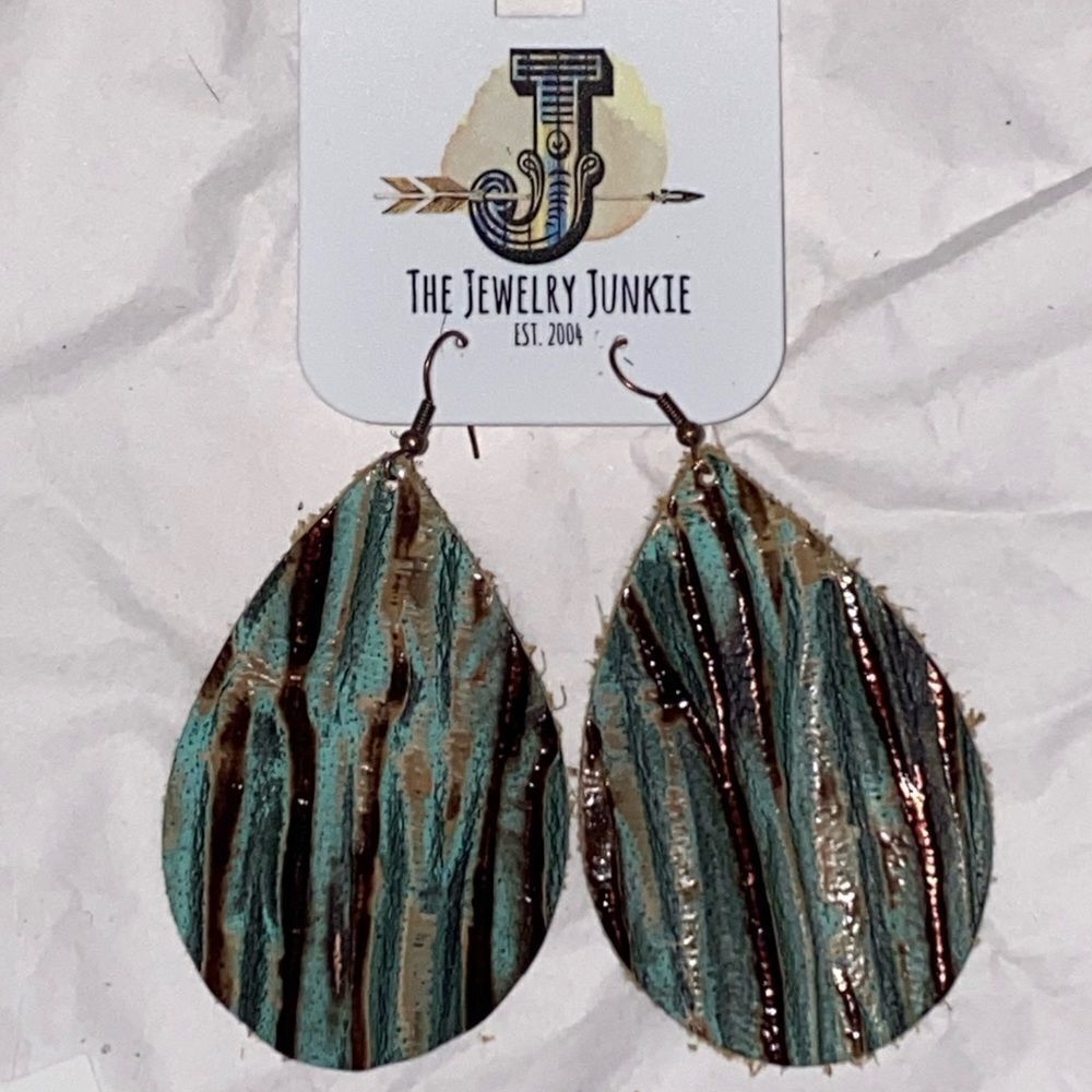 Leather Teardrop Earring-Chateau  lg